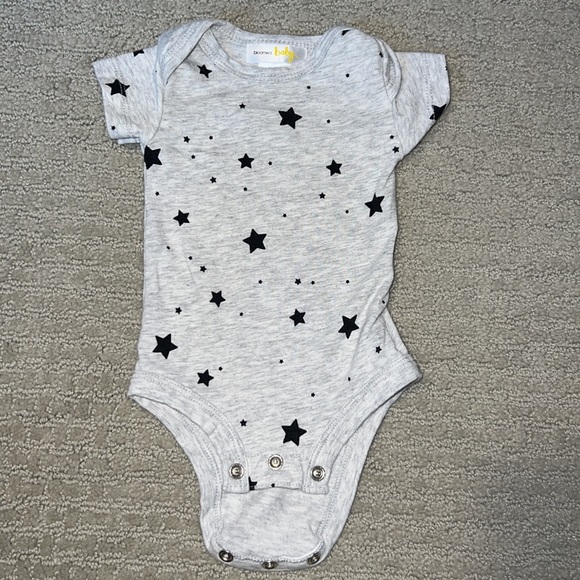 Bloomie’s Baby Bodysuits, 3 Pack, size newborn. - Picture 7 of 8